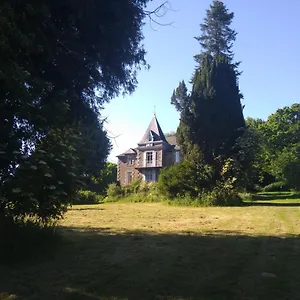  Hébergement de vacances Les Du Château De Passillé
